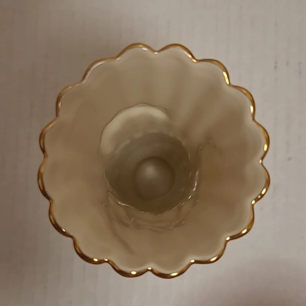 Lenox Daffodils in Bloom Bud Vase with Gold Trim